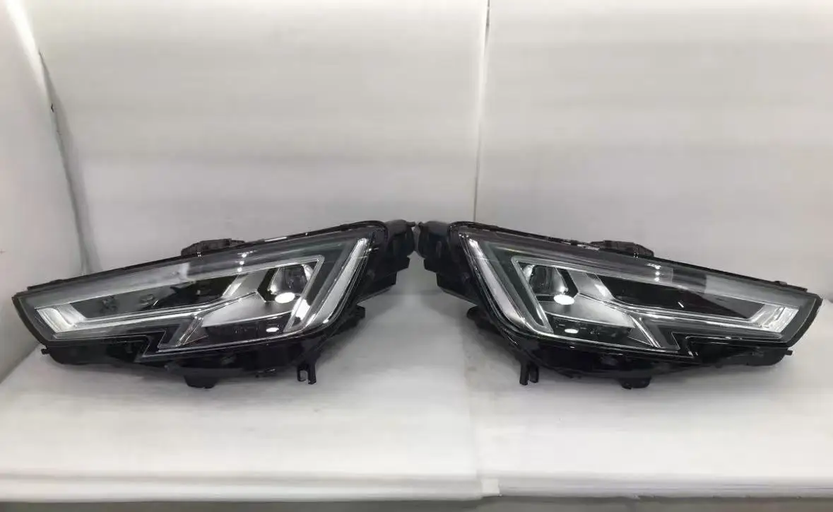 Suitable for Audi A4L 17-20 A4 headlights. Factory removed headlight assembly plug and play