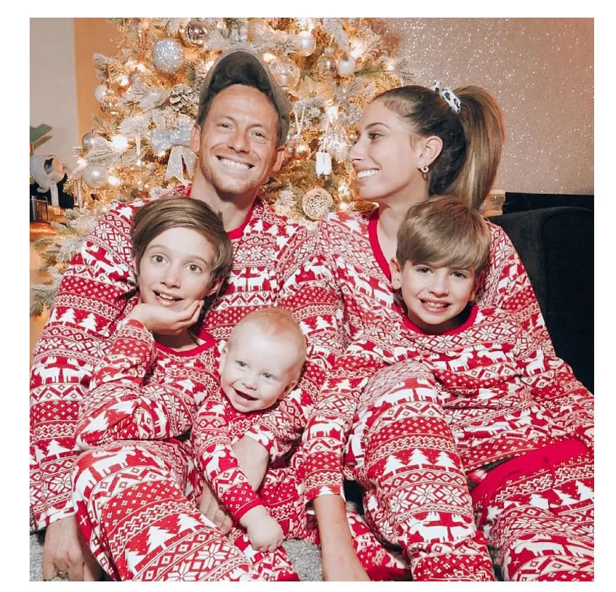 2025 neue Familie Weihnachten Pyjamas Mama Papa Kinder passende Kleidung Set Baby Strampler Pjs weiche lose 2-teilige Anzug Homewear Weihnachten Look – Detail 2