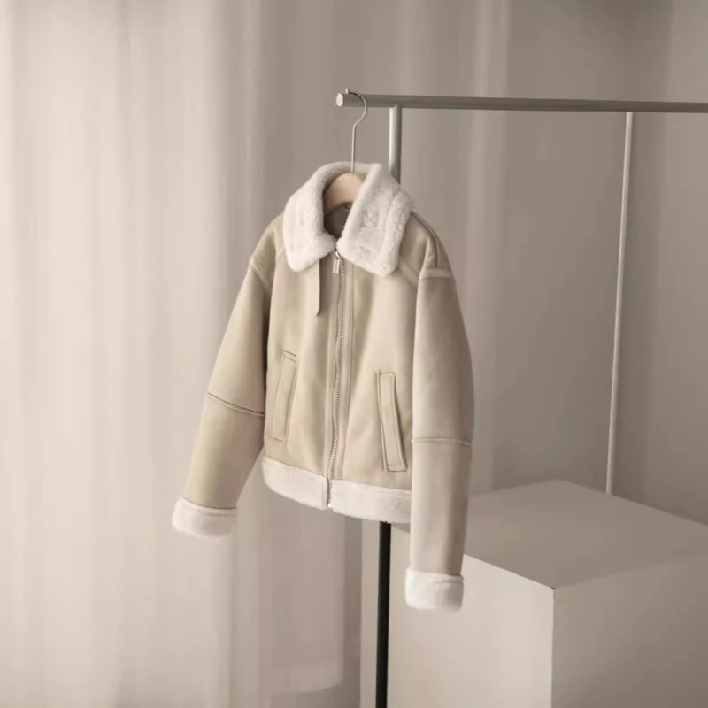 

Beige Short Faux Fur Jackets Zipper Leather and Fur Lapel Furry Jacket Fluffy Warm Thick Faux Lamb Plush Coat Casual Outerwears