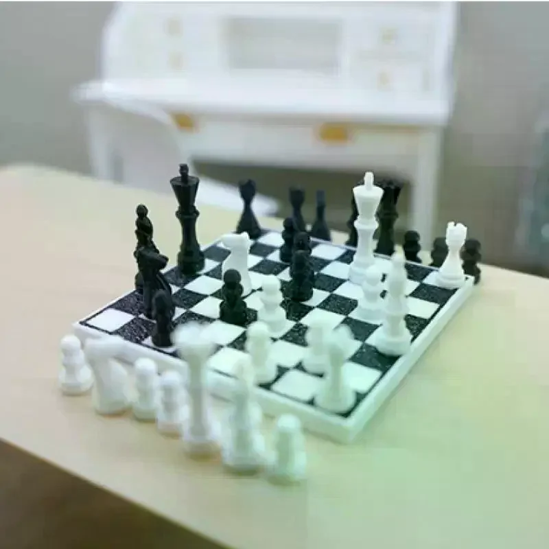 

1 Set 1: 12 Dollhouse Mini Simulation International Chess Model For Children Miniature Chessboard Life Scene Decoration