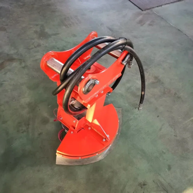 

Installed on the Excavator Nylon Trimmer Nylon Rope Grass Cutting Machine L500 with Hydraulic Motor