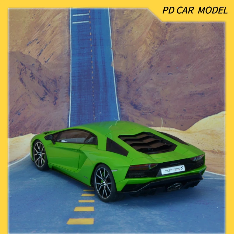 AUTOART Collectible 1:18 FOR  LAMBORGHINI AVENTADOR S GREEN   Gift for friends and family