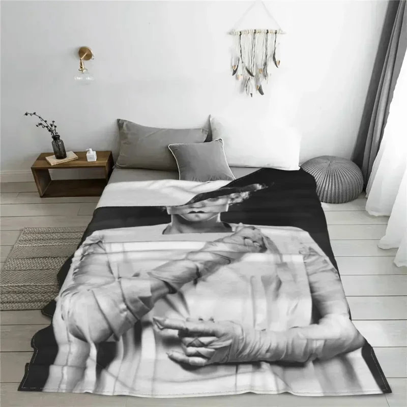 Classic Bride Of Frankenstein Blankets Warm Flannel Horror Film Throw Blanket for Home Bedroom Sofa