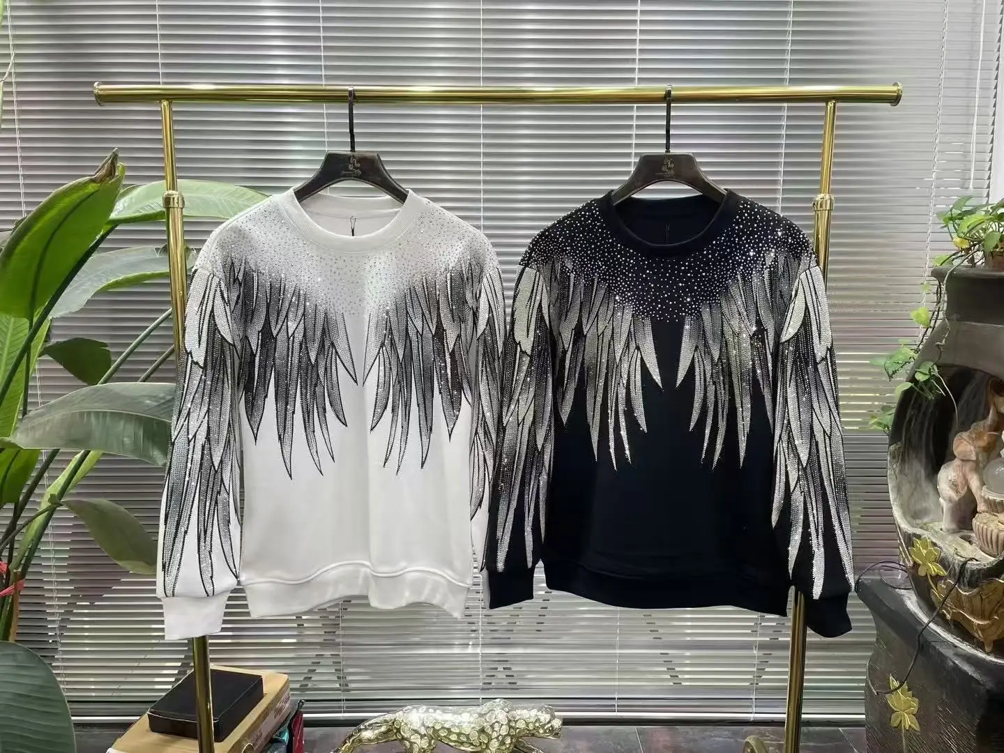 Heavy-duty Rhinestone Letter Trendy Sweatshirt Unisex 2025 New Fashion Loose Casual High-end Round Neck Long Sleeve Pullover