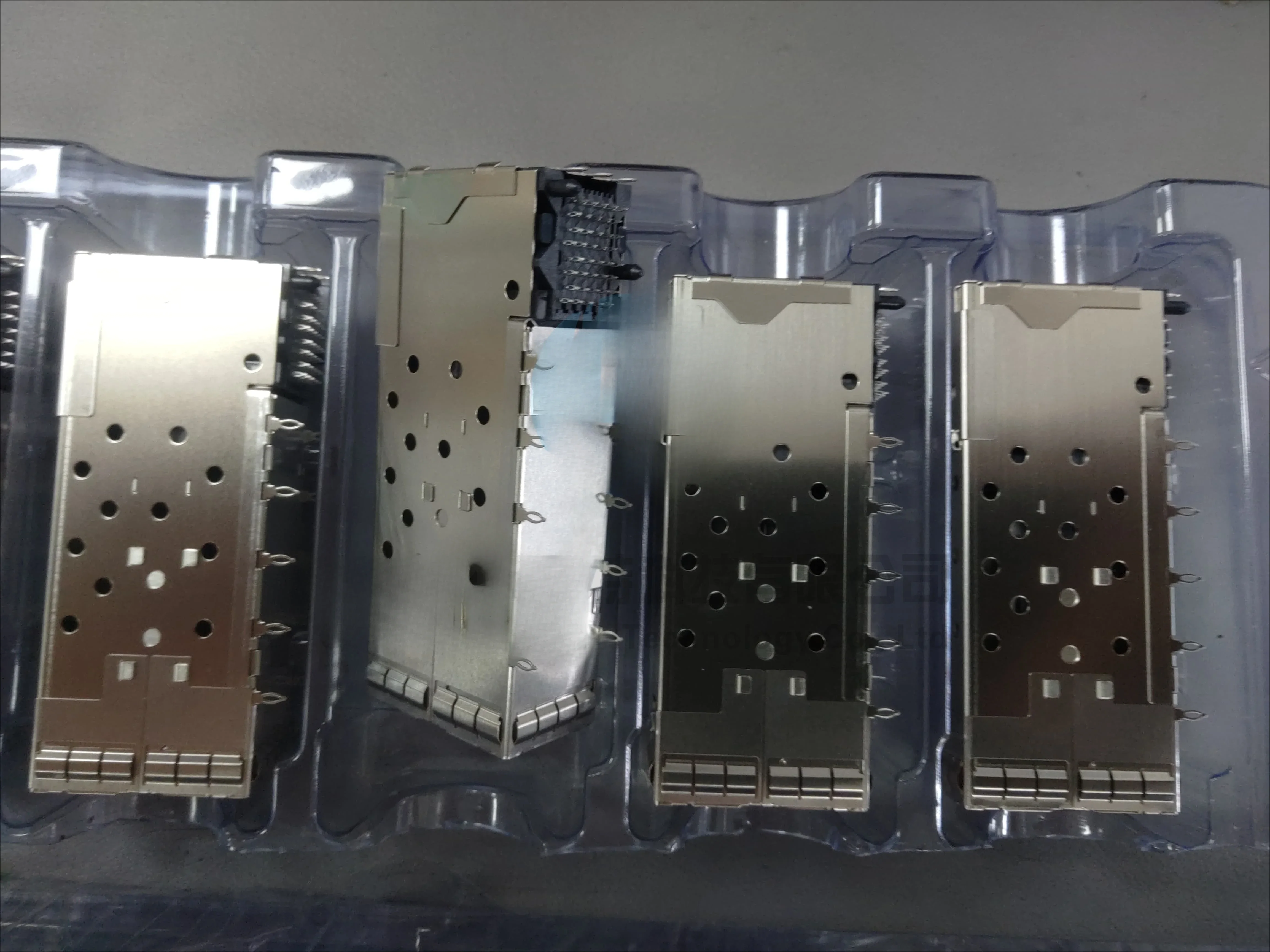 76044-5001 New Original Small Form-factor Pluggable Plus (SFP+) Connector In Stock Hot 76044-5001