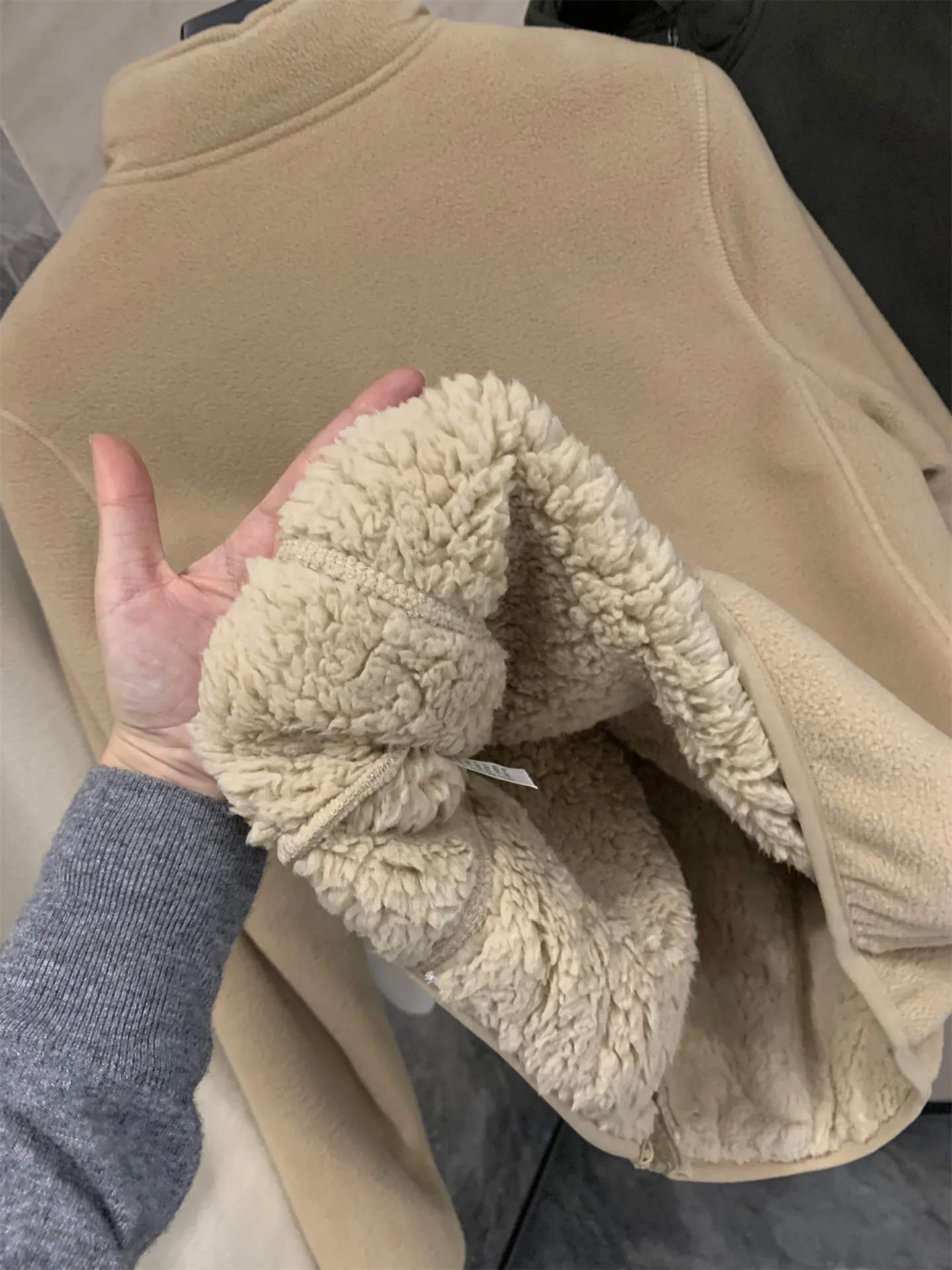 

Зимняя флисовая куртка, однотонное повседневное пальто из шерпа, толстое теплое пальто с воротником-стойкой на молнии, уличная ветровка, мягкая и удобная