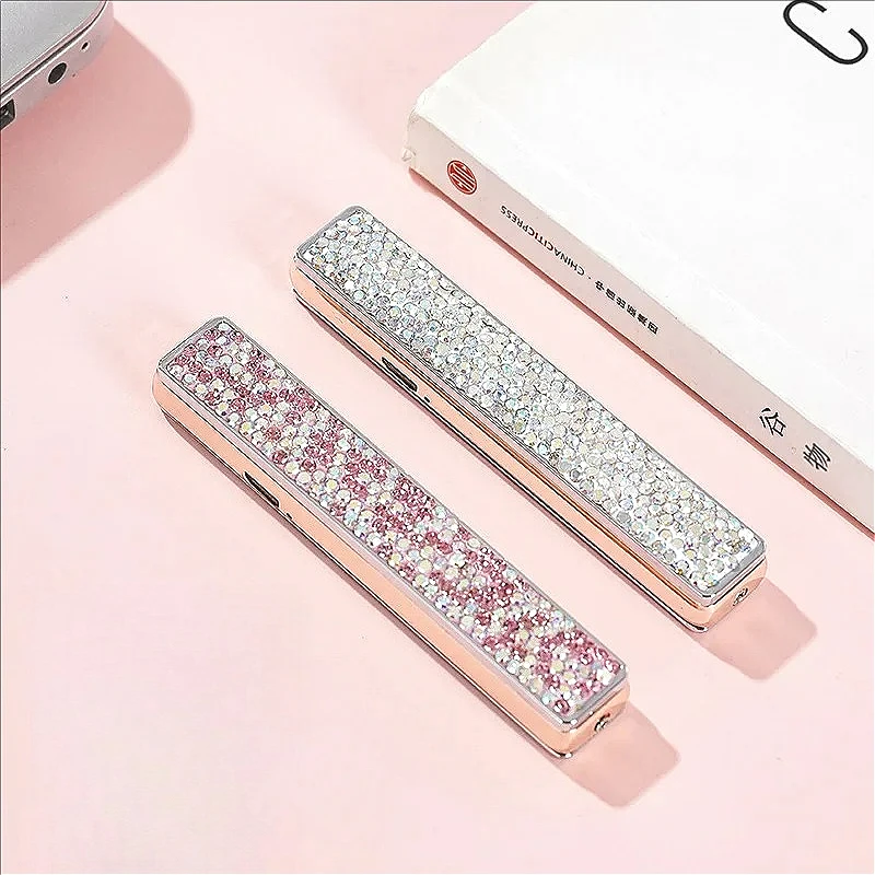 Electronic Tungsten Wire Lighter, Diamond Studded USB Charging Lighter, Women's Compact Portable Cigarette Lighter in A Bag