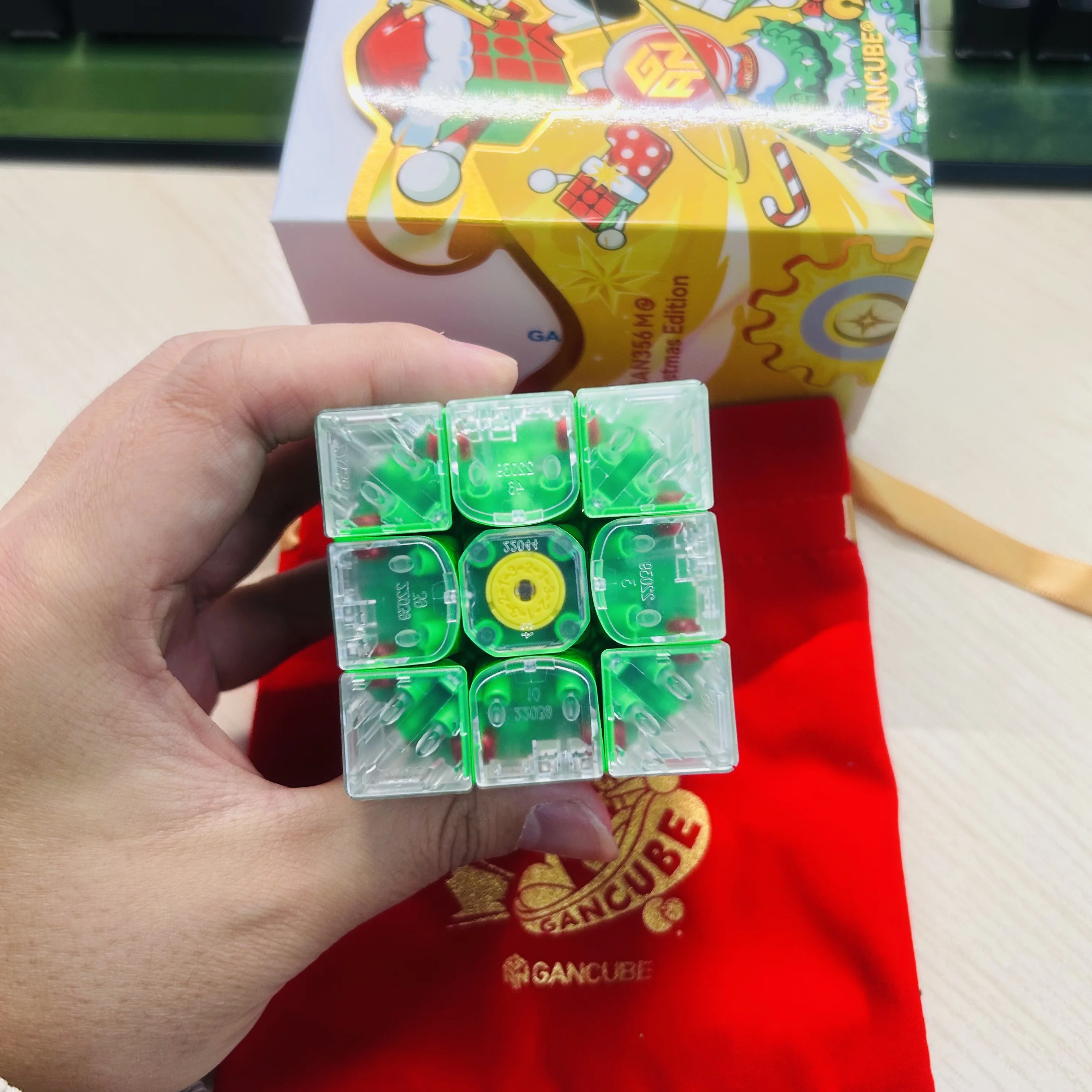 لتقوم بها بنفسك غان 356ME 2025 عيد الميلاد طبعة غان مكعب 3x3 المغناطيسي ماجيك سرعة مكعب ستيكيرليس المهنية الاطفال اللعب للهدايا