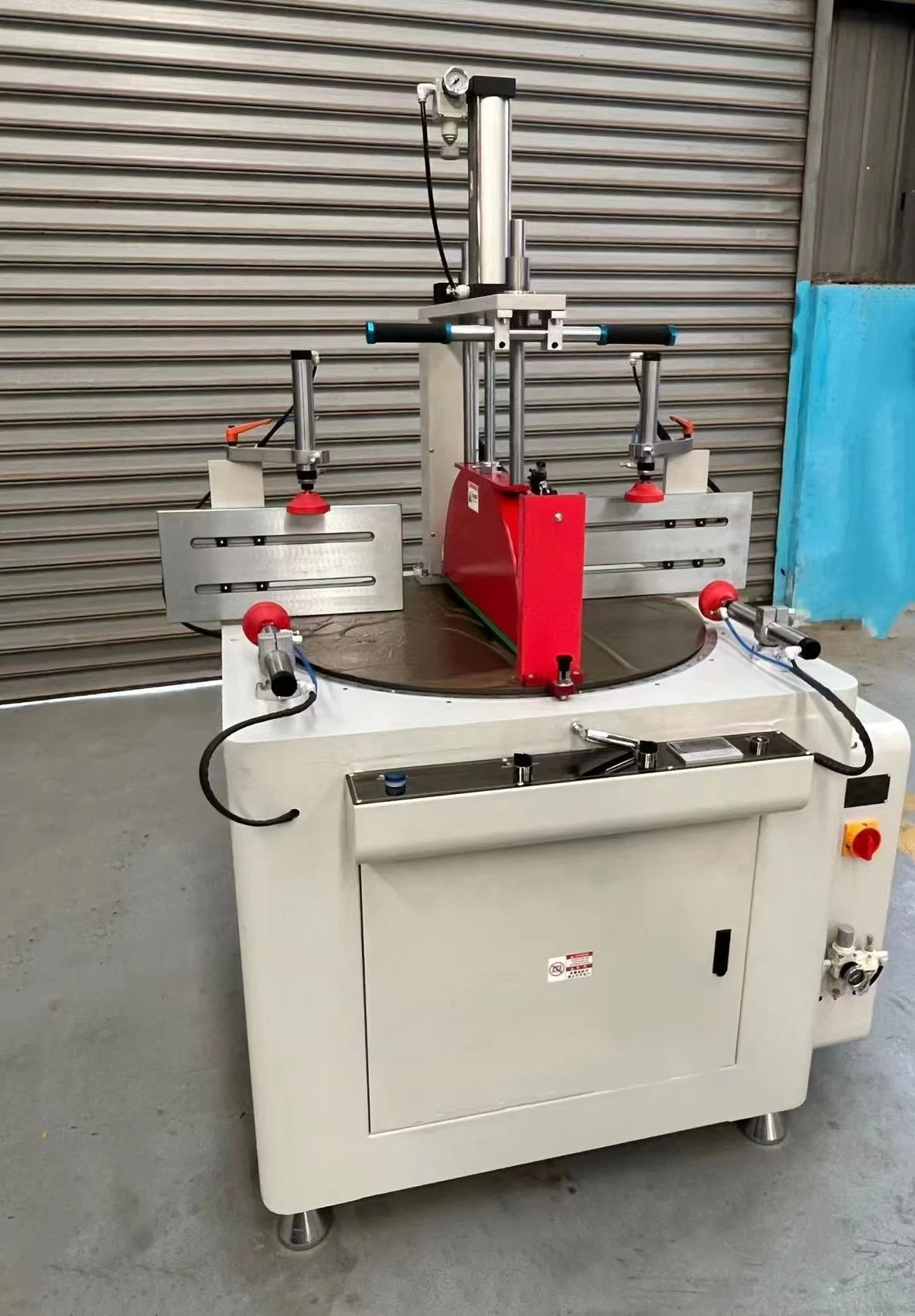 High-Speed LSJR-600 Automatic Aluminum Saw Cutting Machine Any Angle New Condition with Motor and Engine Core Components