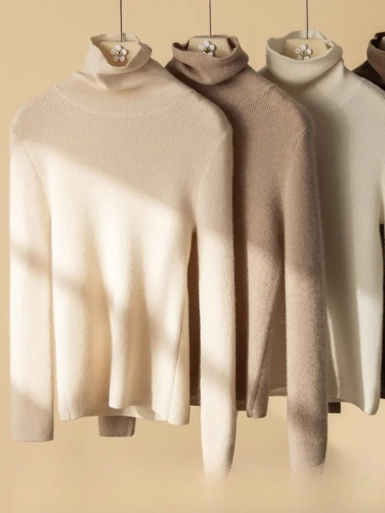 Pullover slim femminili morbidi e caldi spessi 2025 maglione dolcevita autunno inverno maglione da donna top in maglia versatile solido