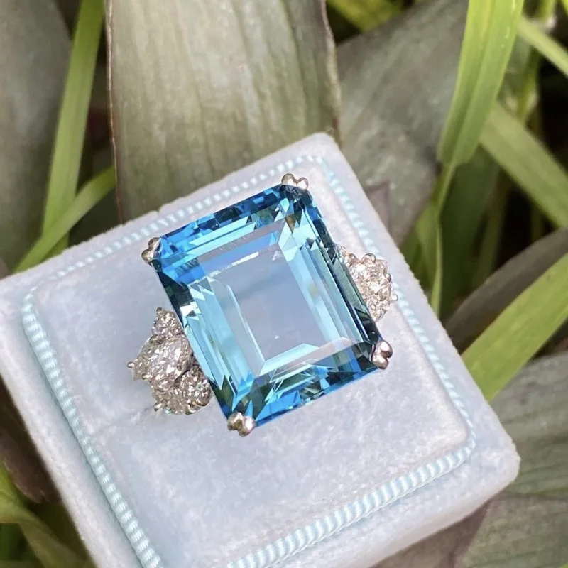 Gorgeous Silver Color Inlaid with White Blue Stone Rings Square Fashion Party Engagement Wedding Rings for Women Jewelry