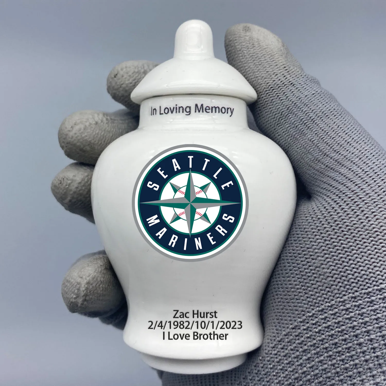 Mini Urn for Seattle Mariners-Baseball themed Urn.Send me the name/date you want to appear on the urn by Remarks Message