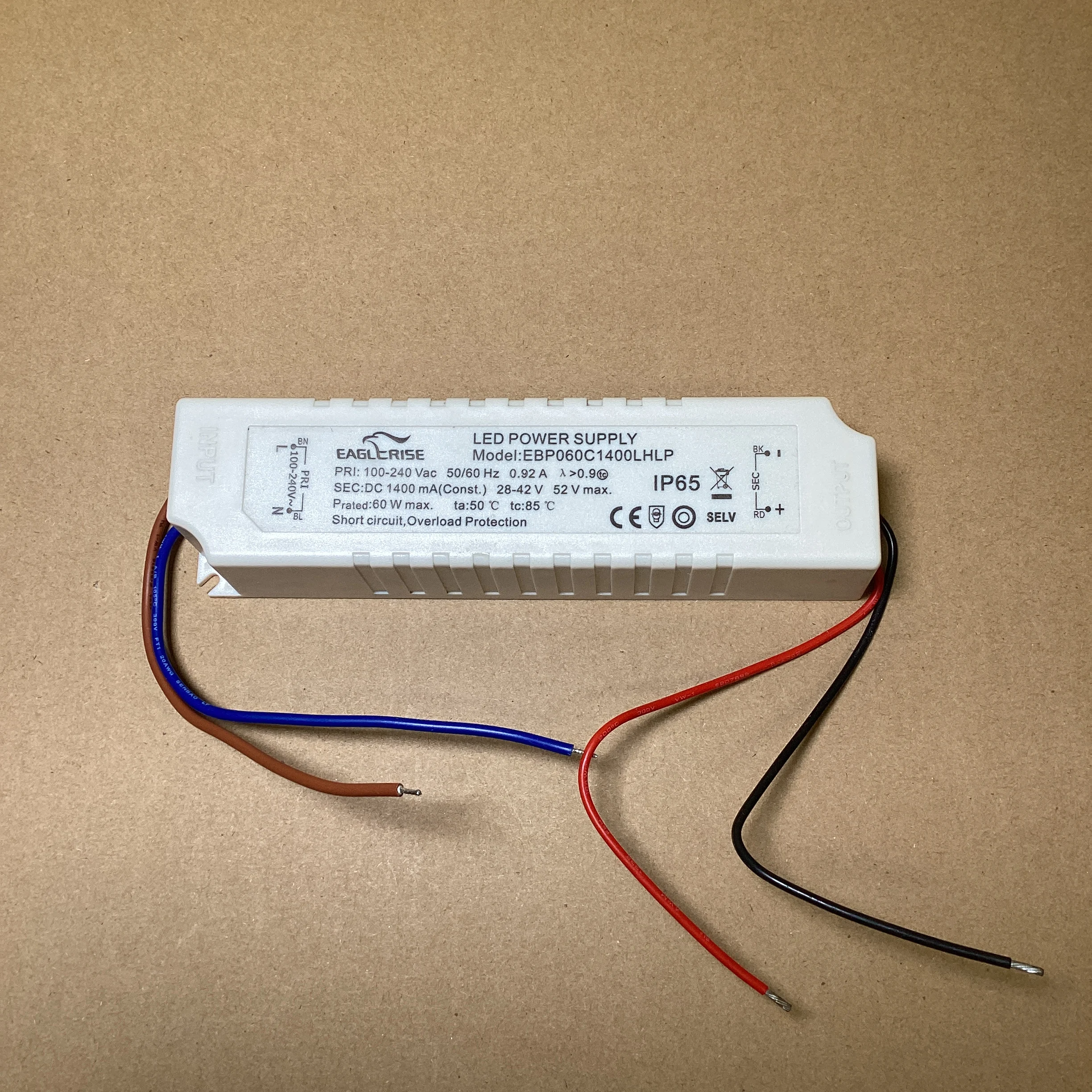 Leistungsstarker COB-LED-Chip – Power Tools Exhibition Bewertung und Preis