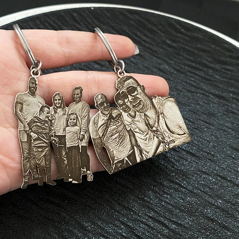 

Cute Custom Photo Portrait Stainless Steel Keychain Cartoon Animal Metal Cutting Personalized Key Ring Gift for Family Friends