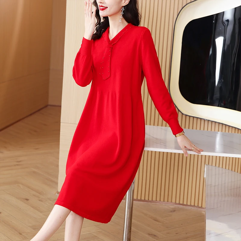 2023 New Vintage Solid Color Knitted Dress Women's Autumn and Winter Versatile V-neck Long Sleeve Loose Fit Casual Holiday Dress