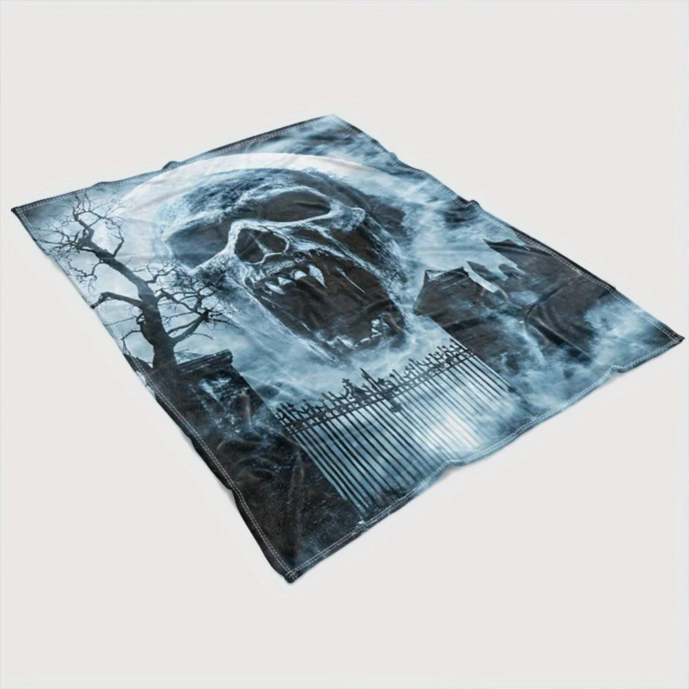 Horror Skull Graveyard Flannel Throw Blanket Spooky Moon Dark Cemetery Print Soft Blanket for Sofa Bed Halloween Home Decor Gift