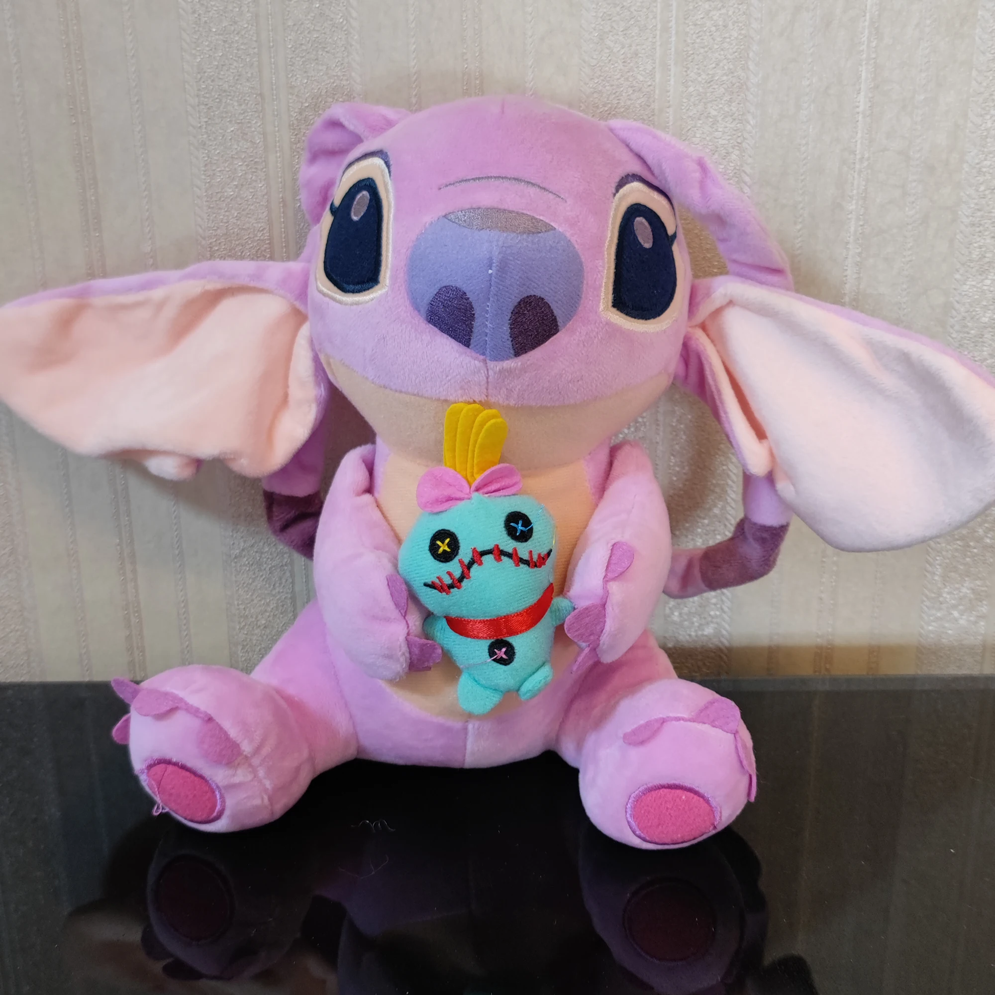 Hot Kawaii Disney Stitch bambola di peluche giocattoli Anime Lilo & Stitch bambola di pezza carino Stich bambola di peluche regalo di compleanno per bambini giocattolo per bambini