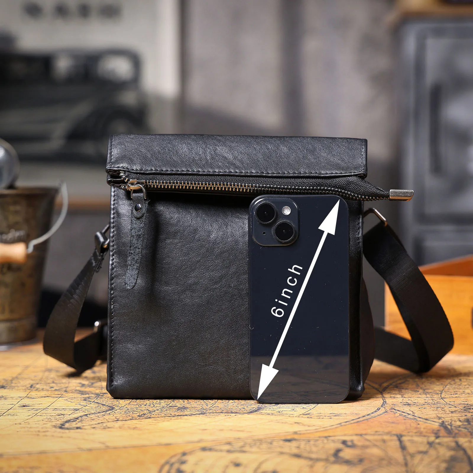 Echte Leder-Umhängetasche für Herren, Modische Brusttasche aus Rindsleder, Pflanzlich gegerbtes Leder, Unisex – Detail 17