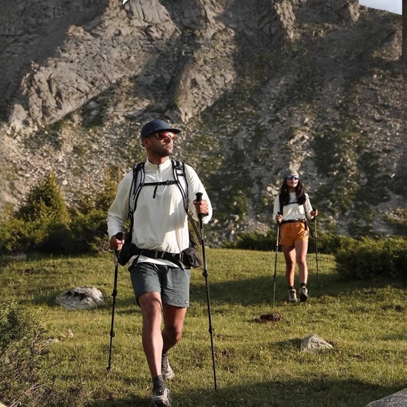 

Carbon Fiber Mountaineering Cane Carbon Ultra Light Retractable Men's and Women's Professional Outdoor Hiking Cane