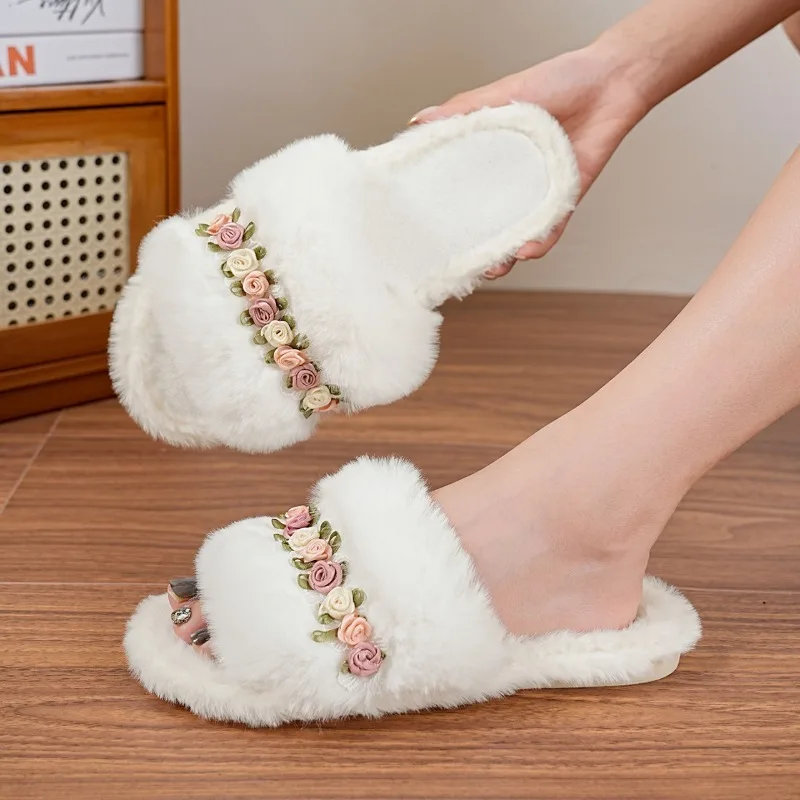 

2025 Women's Flat Bottom Indoor Slippers Autumn New Style Floral Furry Cotton Slippers Comfortable Home Slippers