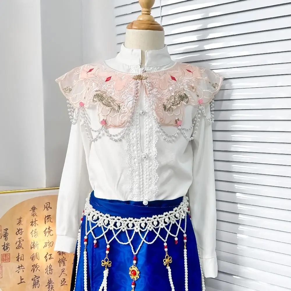 

Китайский стиль Ханьфу: юбка-«лошадиная морда» с жемчужным цветочным узором, воротник «Юньцзянь», вышитая шаль с бахромой «облачные плечи»