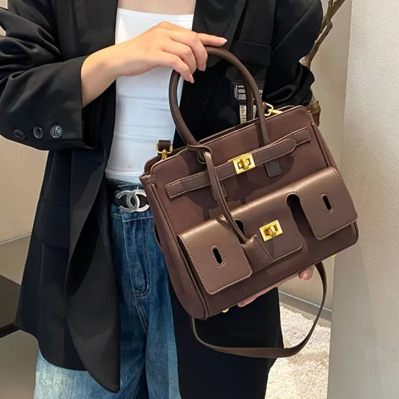

Women Luxury Wing Bag, Cowhide Bucket Bag, Trend Shoulder Genuine Leather Handheld Commuter，large Capacity Top Handle Tote Bag