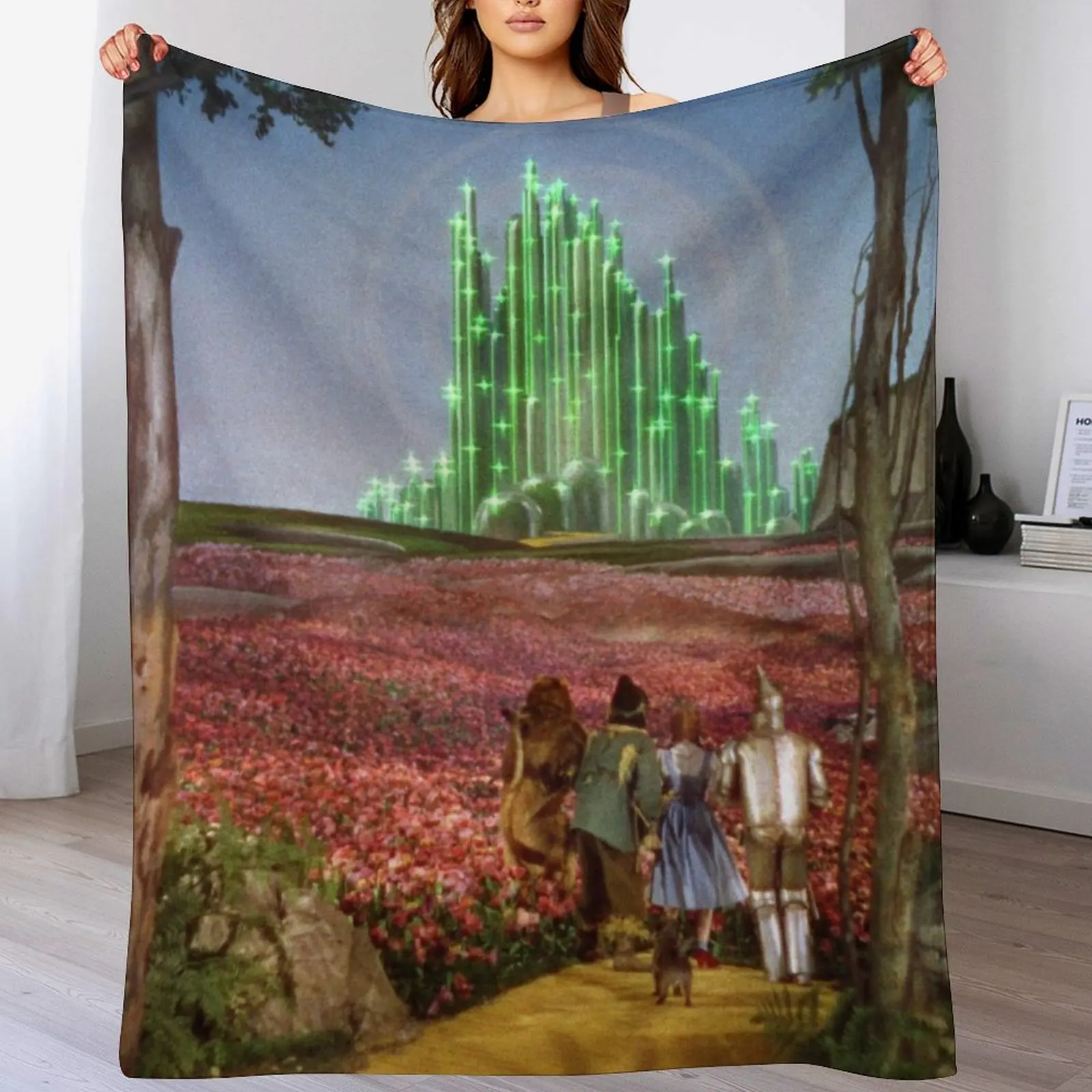 

The Wizard of Oz Emerald City Landscape Throw Blanket Anti Shedding Soft Fuzzy Blanket for Home