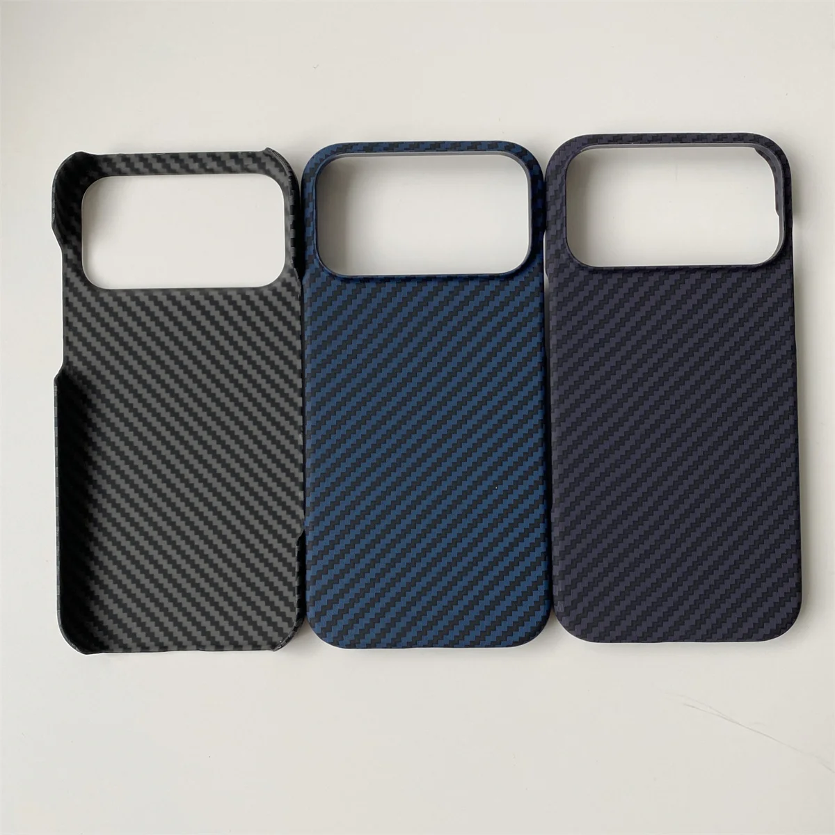 Stoßfeste Rahmenlose Carbonfaser-Hartschalenhülle für iPhone Air 17 16 15 14 Plus 18 13 12 11 Pro Max Leder-Schutzhülle – Detail 2