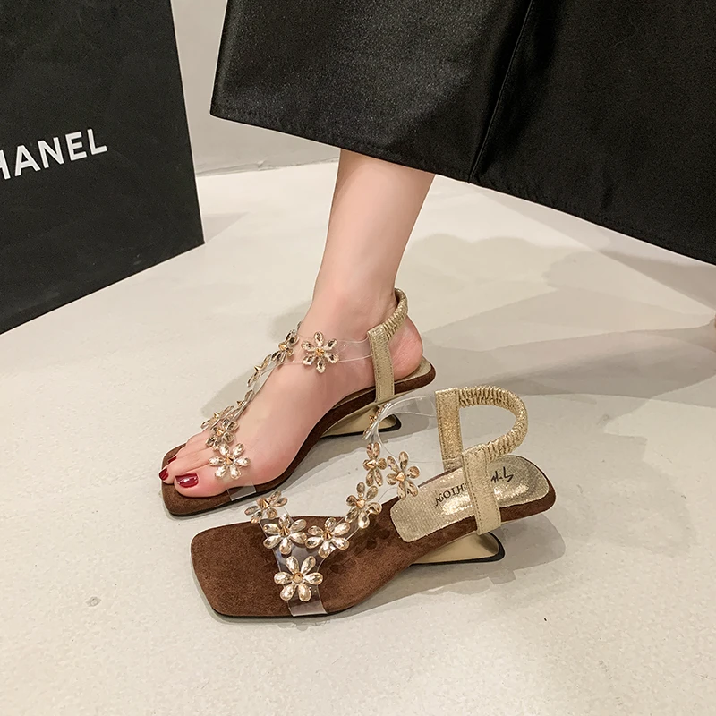 Women's High Heel Sandals 2026 New Fashionable Versatile Waterproof Platform Transparent Crystal High Heel Flower Women Sandals view 3