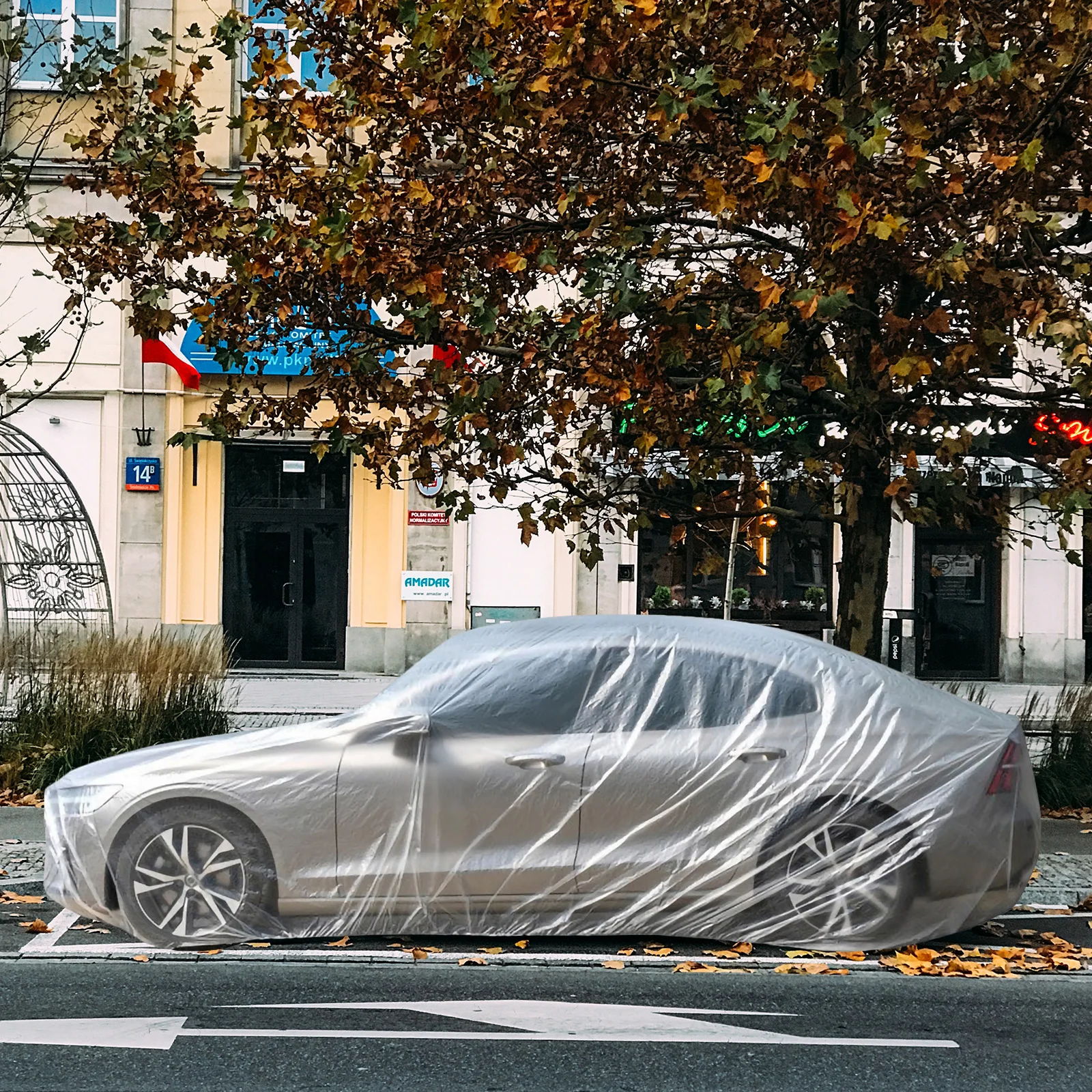 

Exterior Disposable Suv Auto Protective Cover Resistant Tears Punctures Universal Fit Outdoor Body Cover