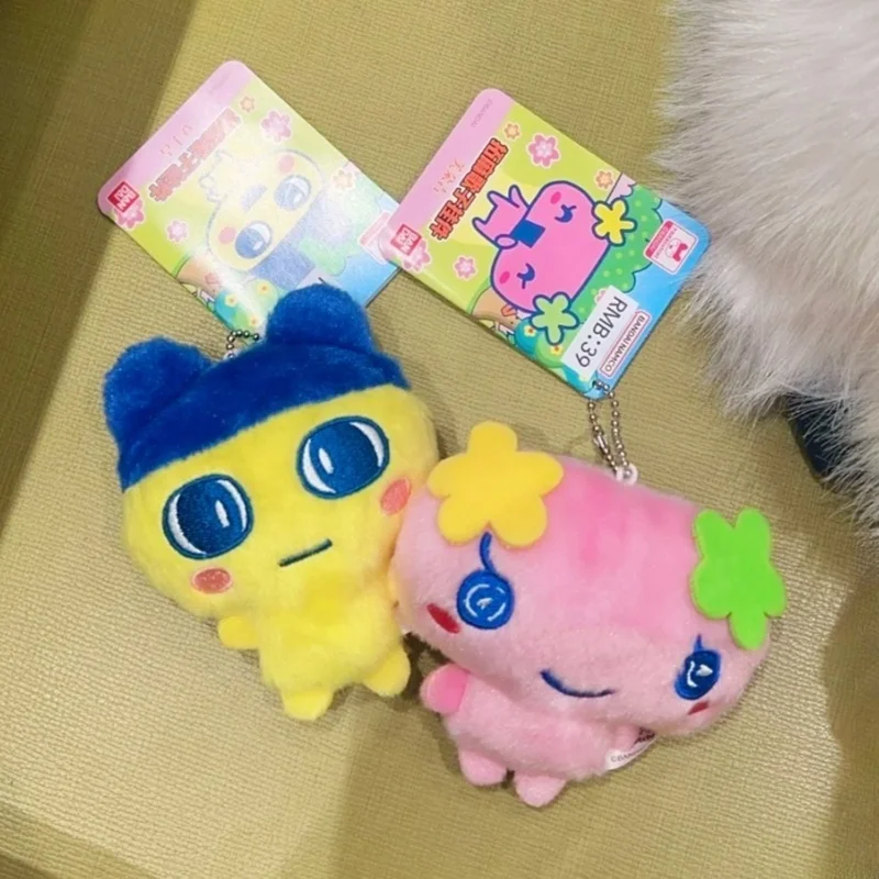 Anime Tamagotchi Pluszowa Lalka Brelok Mametchi Mimitchi Kuchipachi Śliczna Dziewczęca Zawieszka do Torebki w Kształcie Serca Kolekcjonerska Zabawka z Kreskówek