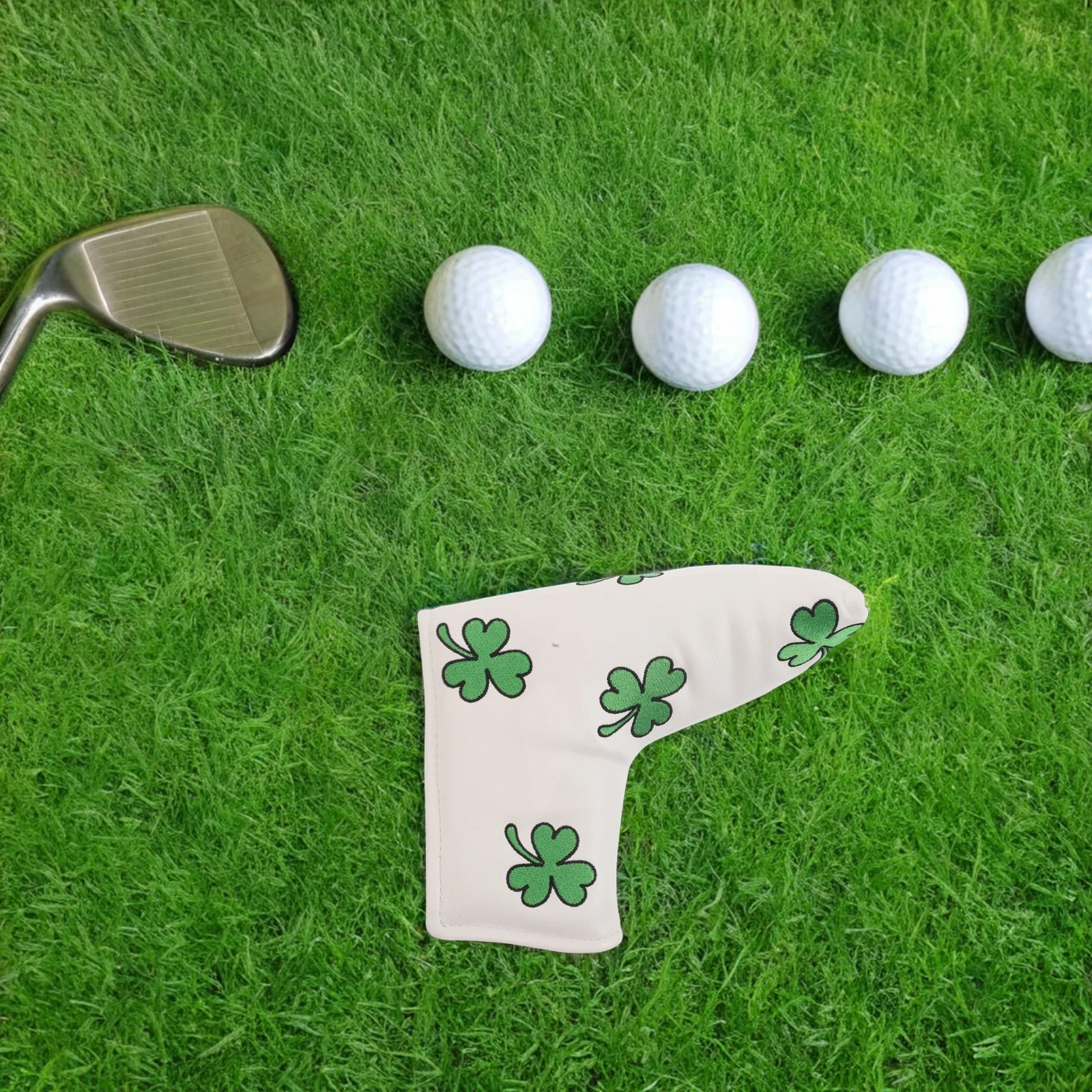 

Elegant Shamrock Embroidery Golf Putter Cover Half Mallet Protective Headcover Universal Fit Weather Resistant Blade for Golf