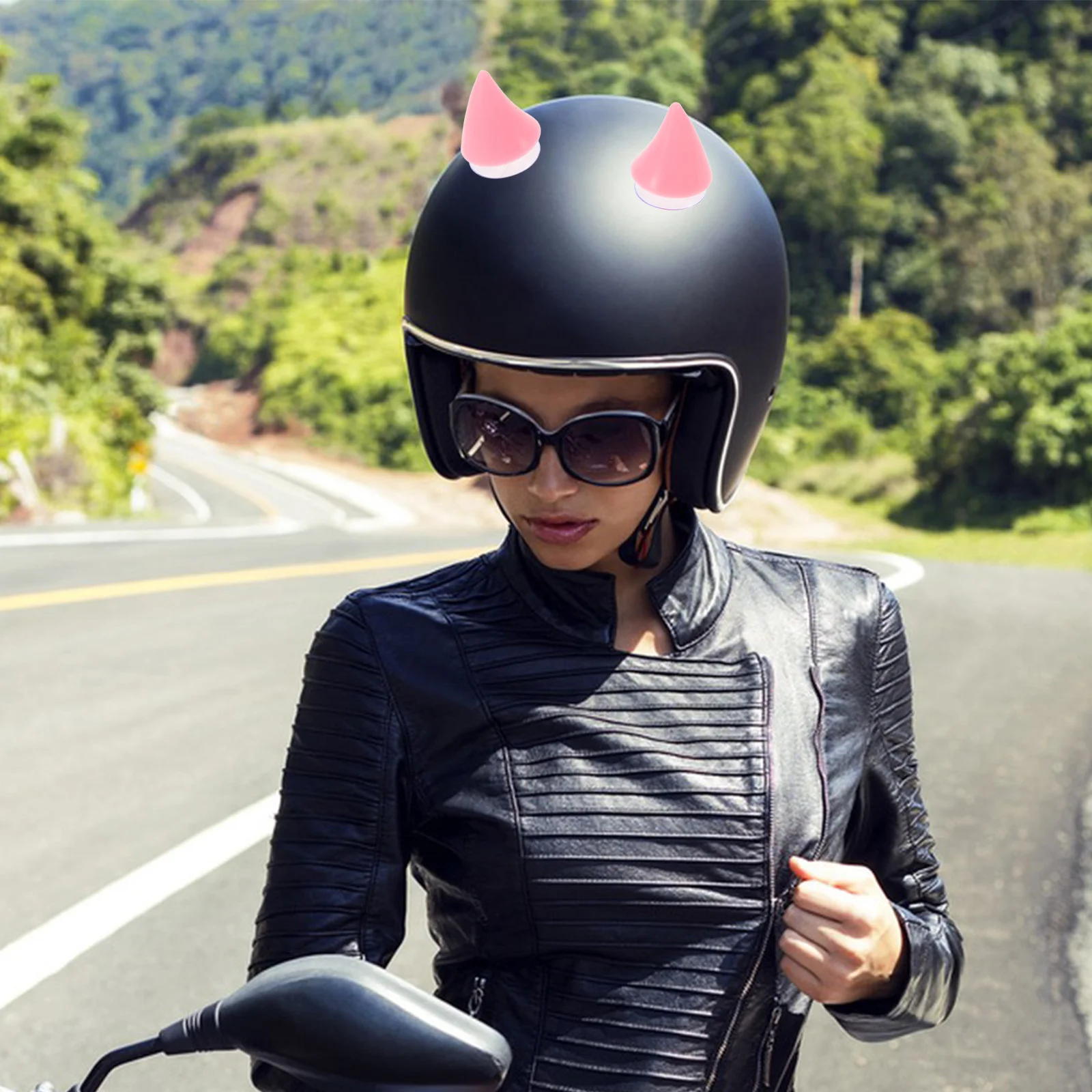 

1 Pair Horns For Motorcycle Electric Scooter Helmets Horn Decor Suction Cup Mounted Durable Decoration