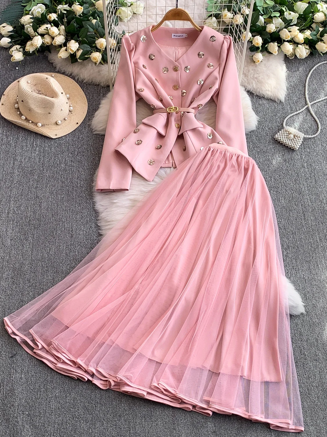 

Костюм Ele с металлическими пуговицами и цветочным принтом, джет, дизайн талии для похудения с длинной юбкой Fairy Me, комплект из двух предметов для женщин, несущий...