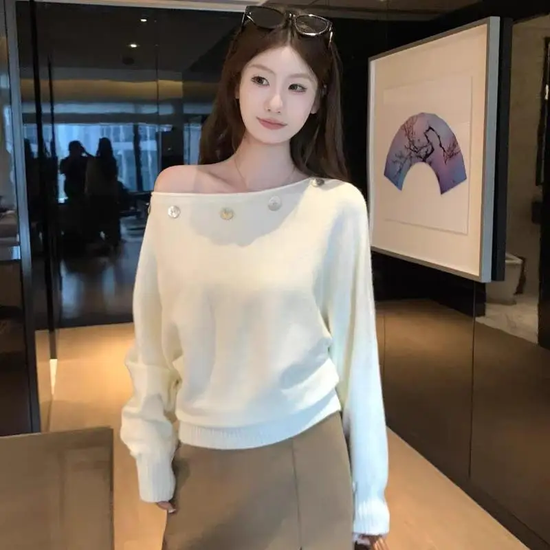 Autumnwinter New Women Clothing Korean Style Design Fashion Slant Shoulder Knitted Sweater Loose Lazy Style Long Sleeve Sweater