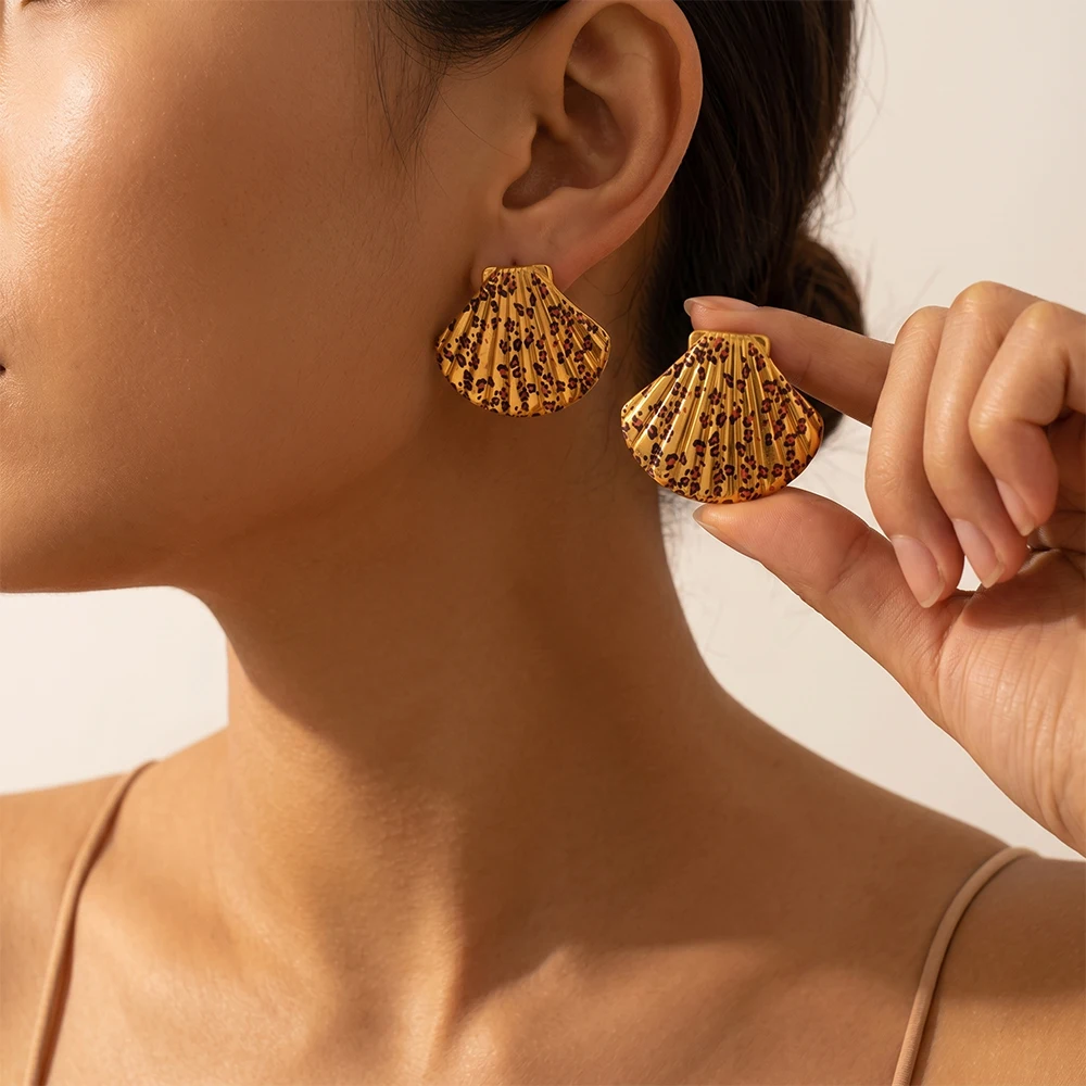 Luxury Vintage Leopard Print Earrings For Women, Stainless Steel Retro Print Leopard Square Spiral Geometric Earring
