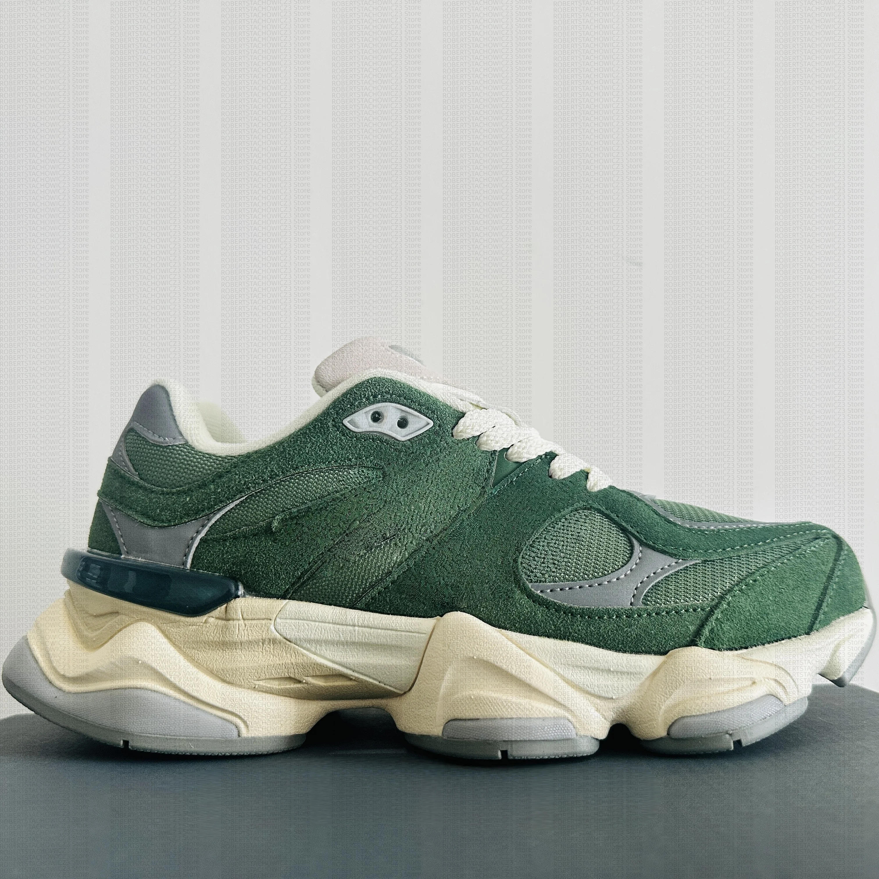 2026 Nieuwe Hoge Kwaliteit Mode Paar Sport Klassieke Running Casual Mannen Vrouwen Ademende Veelzijdige Schoenen 36-47