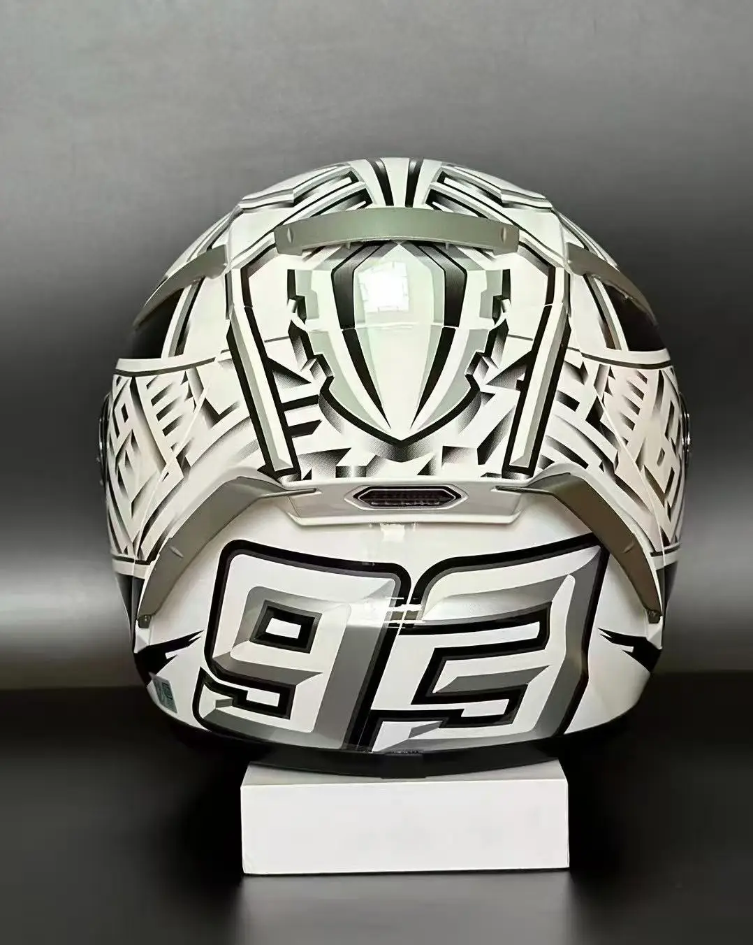 Thumbnail 4 - #3 Trending Full Face Motorcycle Helmets Right Now