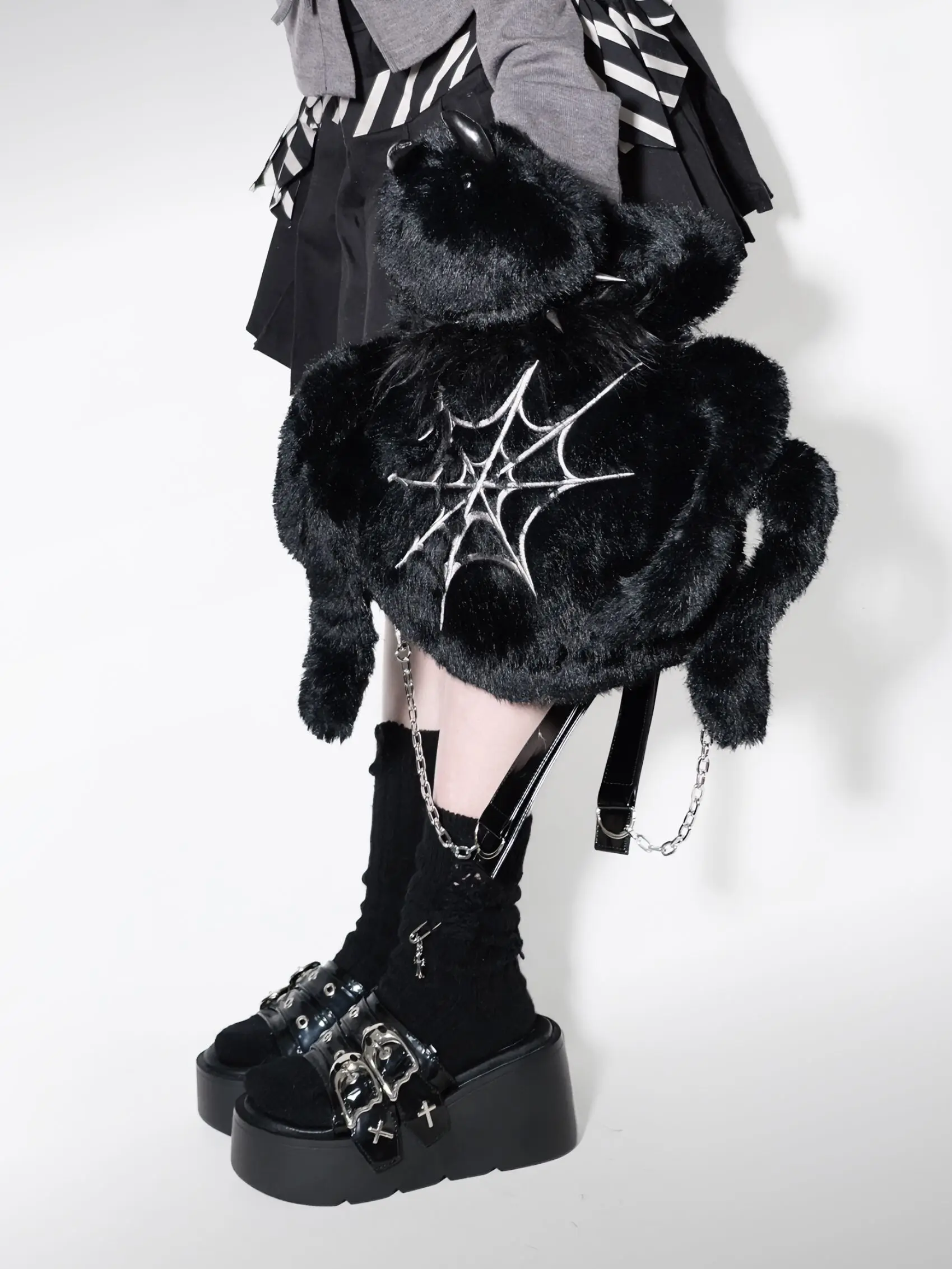 حقيبة ظهر للهالوين كوس سوداء من القطيفة للفتيات ذات ثقافة فرعية منجم قوطي داكن رائع Y2K حقيبة ظهر نسائية ذات سعة كبيرة Itabag