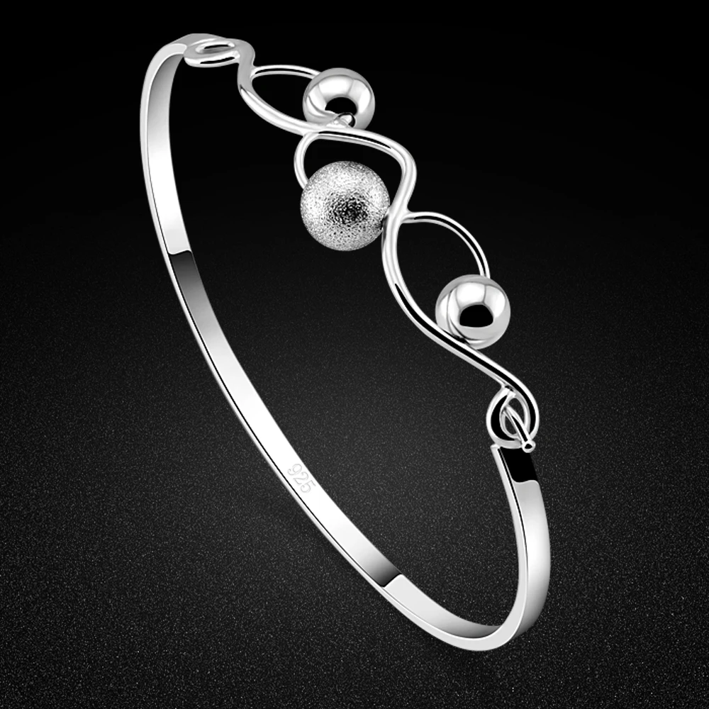 

Женский браслет из серебра 925 пробы, с матовыми бусинами