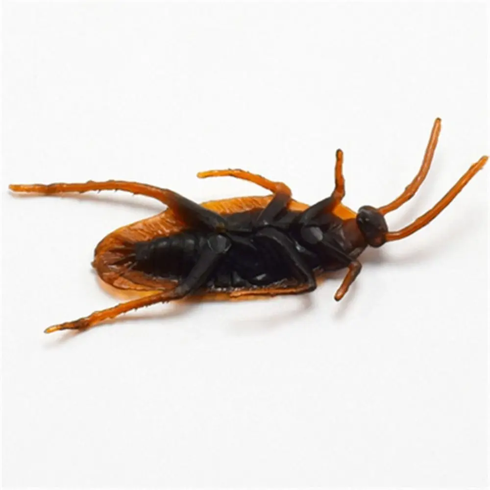 50pcs Lifelike Simulation Cockroach Bug Roaches Realistic Fake Cockroach PVC Trick Cockroach Prank Prank Game