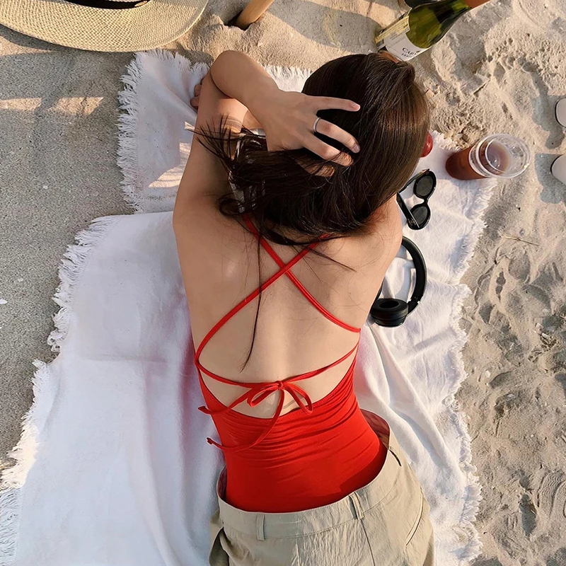 

Красный потрясающий женский слитный купальник 2026 года: Новинка, сексуальный, для коррекции фигуры, для пляжного отдыха, комфортный крой