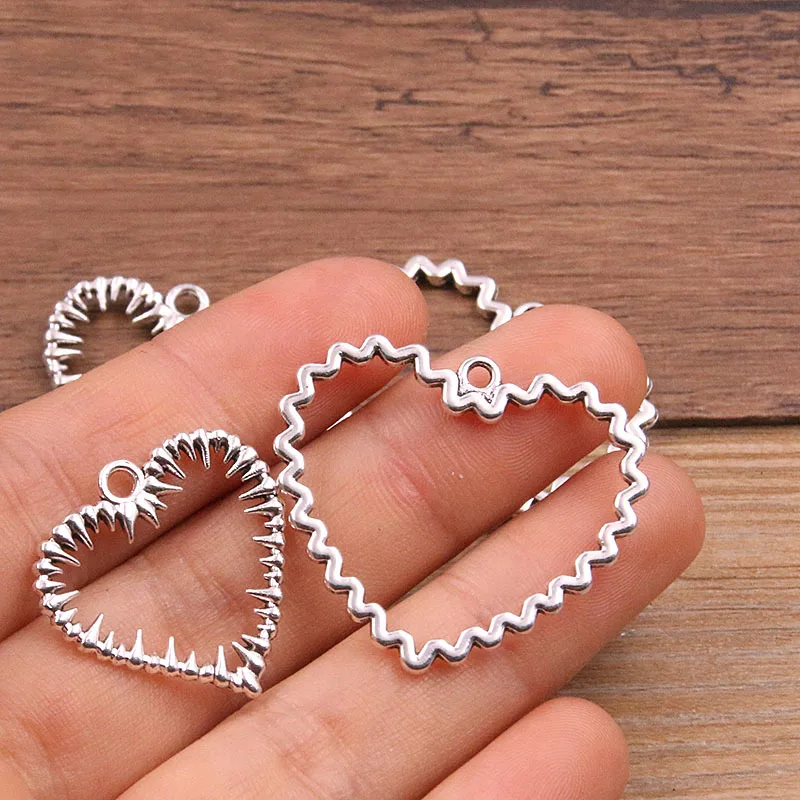 10Pcs/Lot 2 Styles Photo Color Charms Love Metal Alloy Heart Pendant for DIY Jewelry Craft Accessories Marking Find