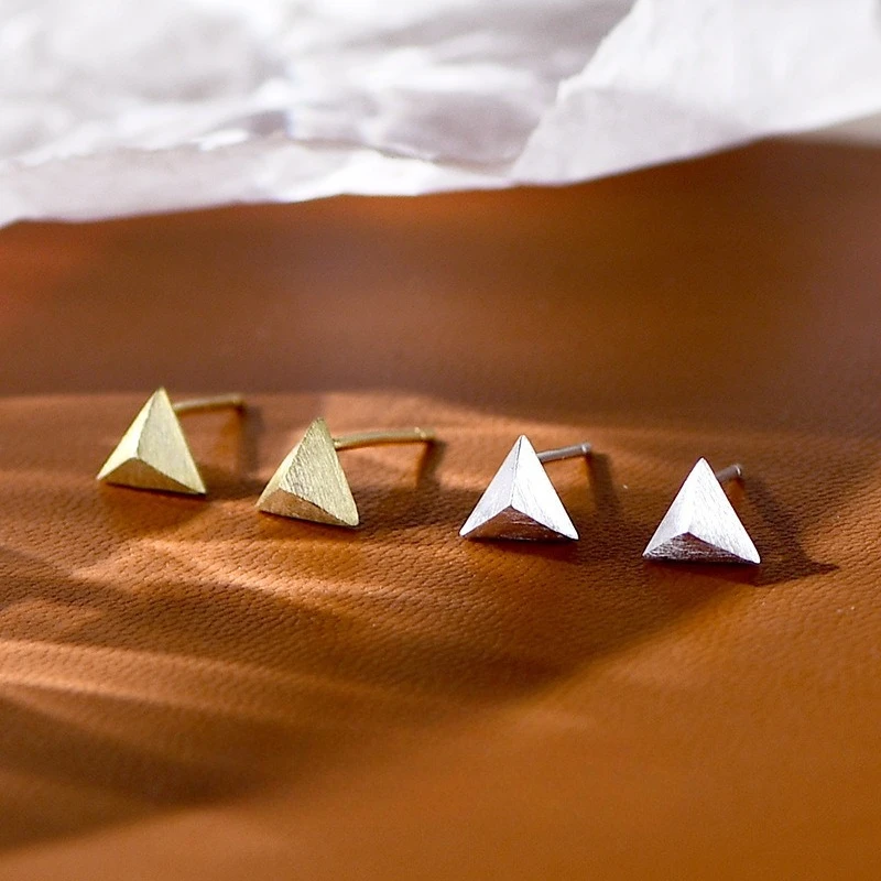 

Женские серьги INS Wind из чистого серебра 925 пробы в корейском стиле, простые и универсальные минималистичные треугольные серьги.