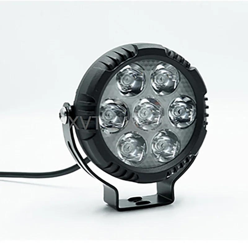 

7 светодиодных прожекторов 60 Вт 3500LM Вспомогательные фонари IP68 Водонепроницаемая противотуманная фара 2-цветная лампа для аксессуаров для мотоциклов Внедорожная езда