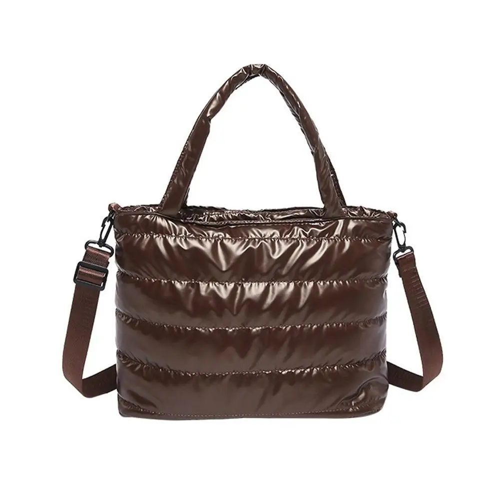 Damen-Umhängetasche aus Baumwolle mit Stickerei-Detail, Einzel-Schulter-Handtasche, Modisches Herbst-Winter-Design mit Glanzoberfläche – Detail 2