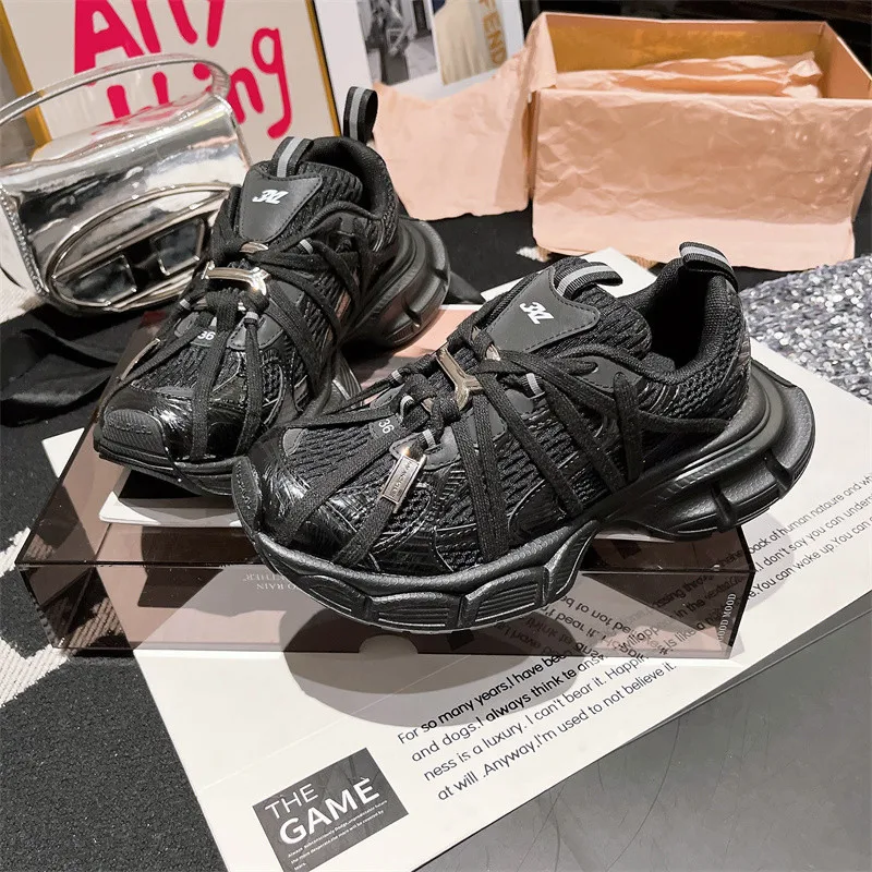 

New Men's and Women's Fashion Breathable Casual Sports Shoes Designer Men's and Women's Thick Soled Lace-up Couple Sports Shoes