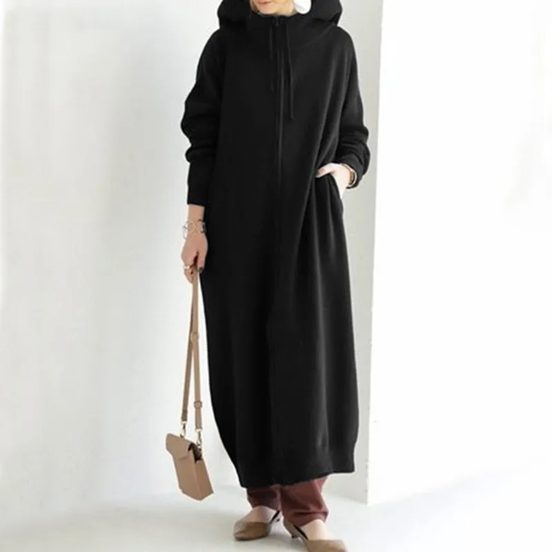 Autumn And Winter Fashion Hooded Sports Fleece Sweatshirt Casual Long Sleeved Zipper Jacket Women\'s Plus Size Solid Color Robe