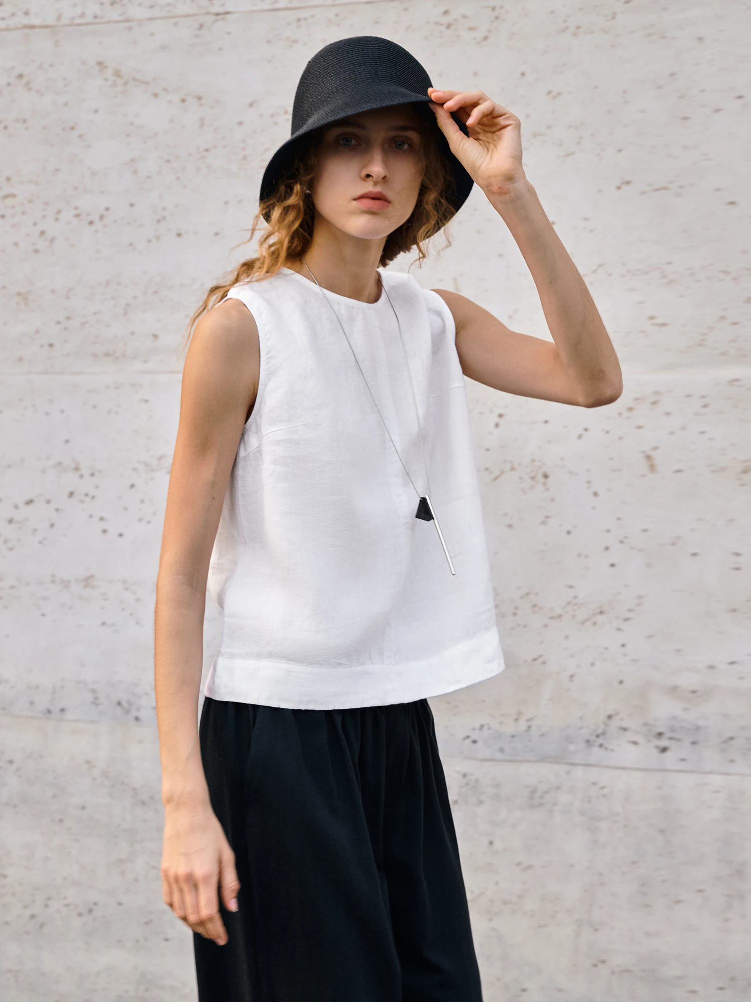 Pure Linen Vest Women's Short Sleeveless Top High-End Linen Cool Commuting Vacation Breathable H-Shape Tank Top