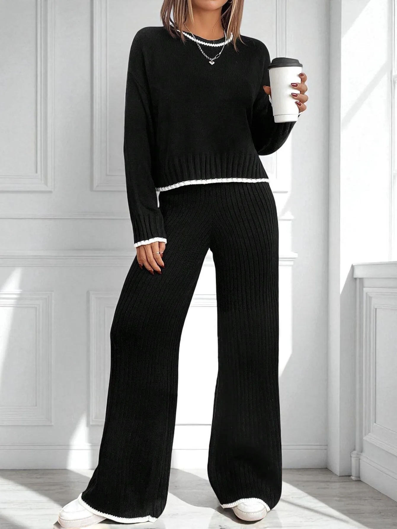 

Women's Knitted Noodle Suit With Pants And Sweater Two Sets Women's Winter Fashion Long Sleeve Casual Sweater and Pant Two Sets